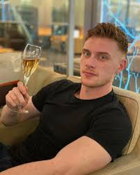 Lucas Bennett